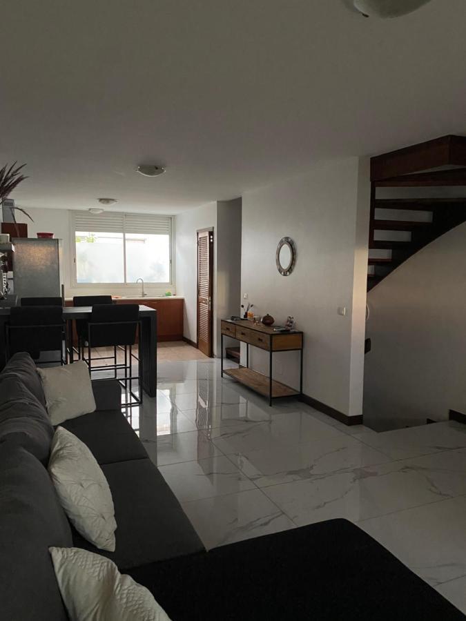 Mytsie Apartment Punaauia  Ngoại thất bức ảnh